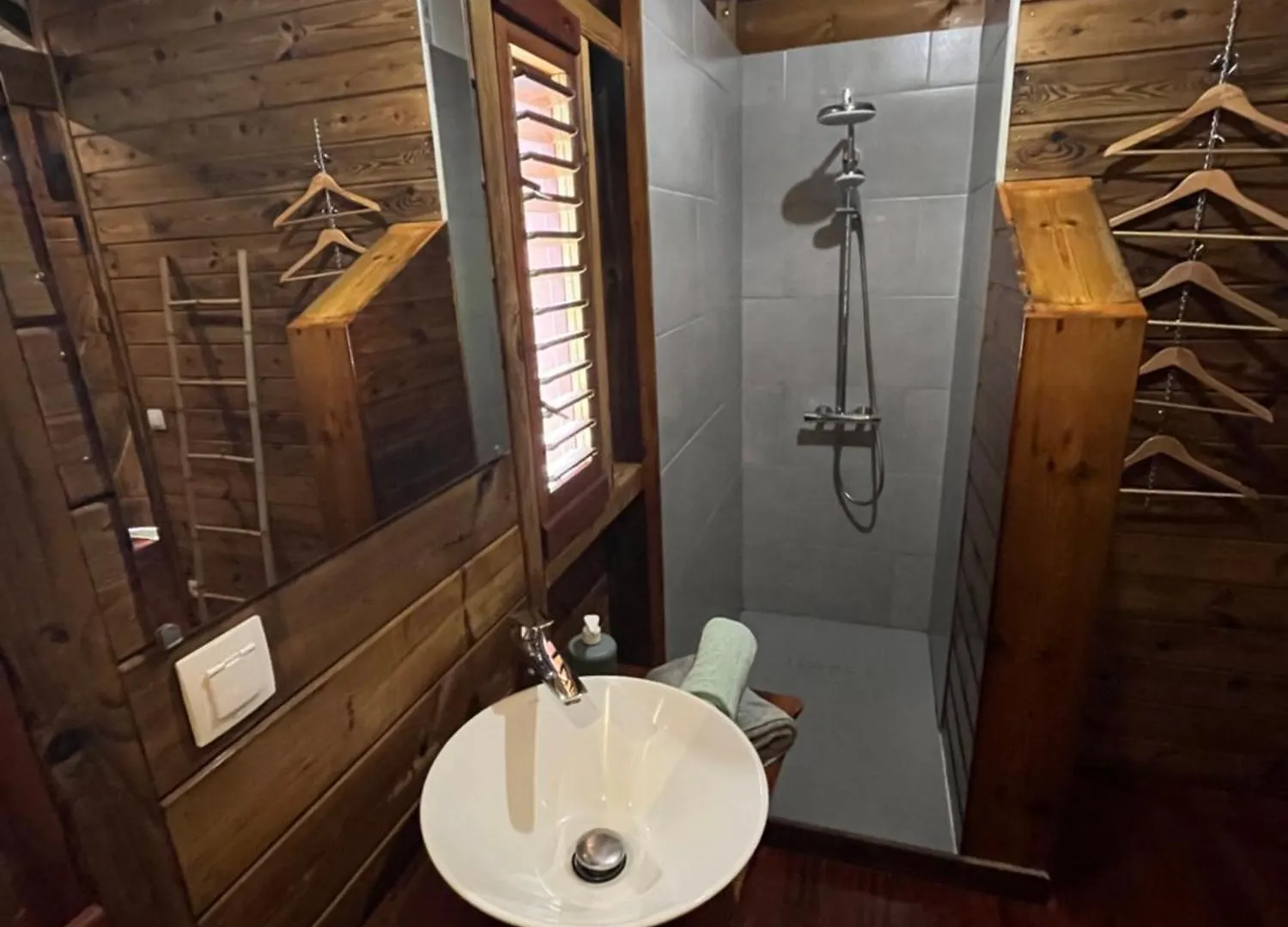 Le Morne Aux F0Us Cabanes & Jardin Tropical Деше